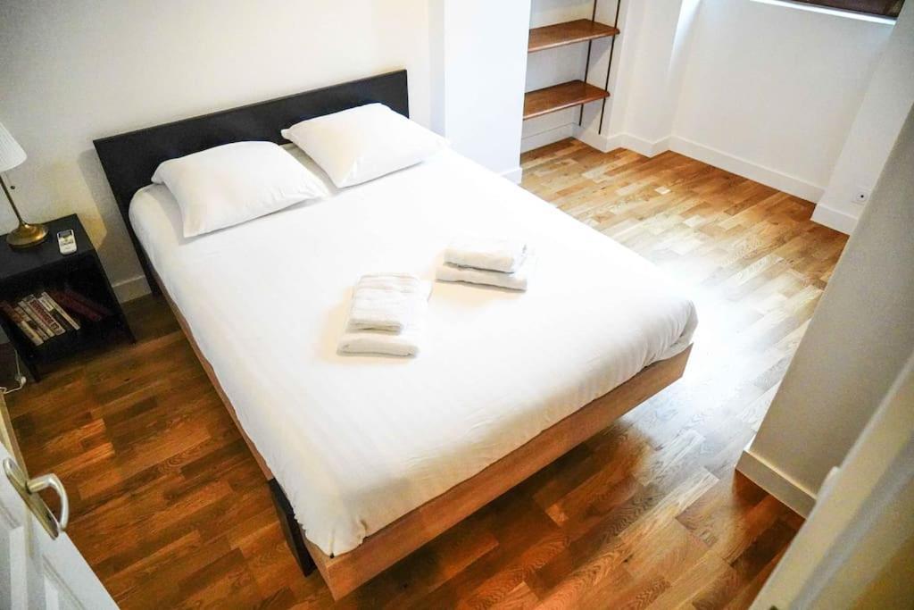 Le Rive Hugo • Elegance & Art De Vivre Apartment Chateauroux Bagian luar foto