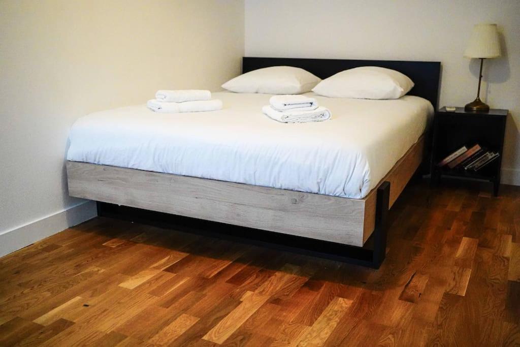 Le Rive Hugo • Elegance & Art De Vivre Apartment Chateauroux Bagian luar foto